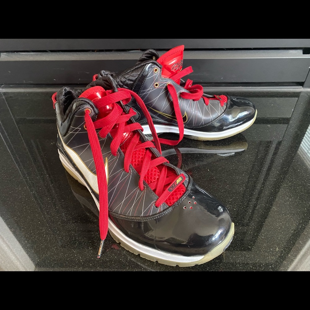 Nike Air LeBron 7 VII PS Bred Black Red  Shoes LE 407639-002 Men’s Sz 11